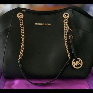 Michael Kors Jet Set shoulder bag